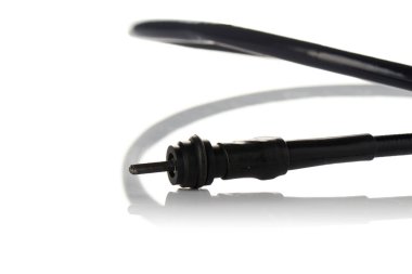 yalıtılmış bir arka plan üzerinde motor parçaları