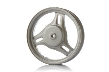 yalıtılmış bir arka plan üzerinde motor parçaları