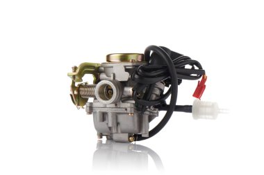 yalıtılmış bir arka plan üzerinde motor parçaları