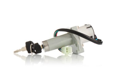 yalıtılmış bir arka plan üzerinde motor parçaları