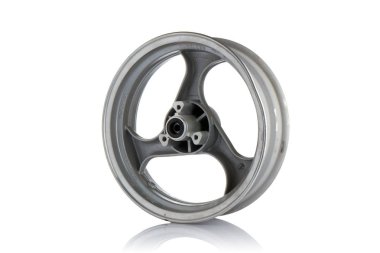 yalıtılmış bir arka plan üzerinde motor parçaları