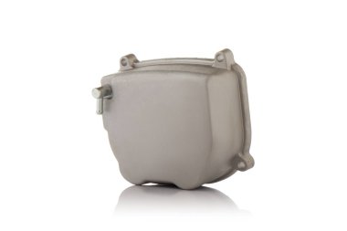 yalıtılmış bir arka plan üzerinde motor parçaları