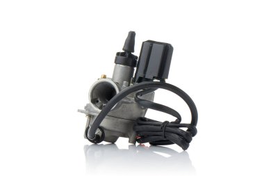 yalıtılmış bir arka plan üzerinde motor parçaları