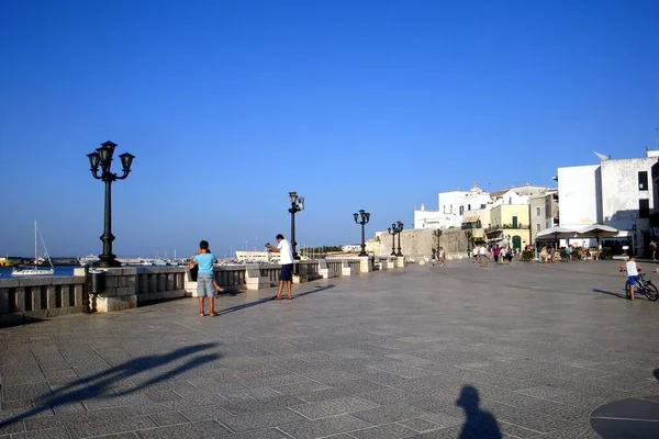 Otranto, İtalya, Avrupa - 11 Temmuz 2016 Ana Meydanı — Stok fotoğraf