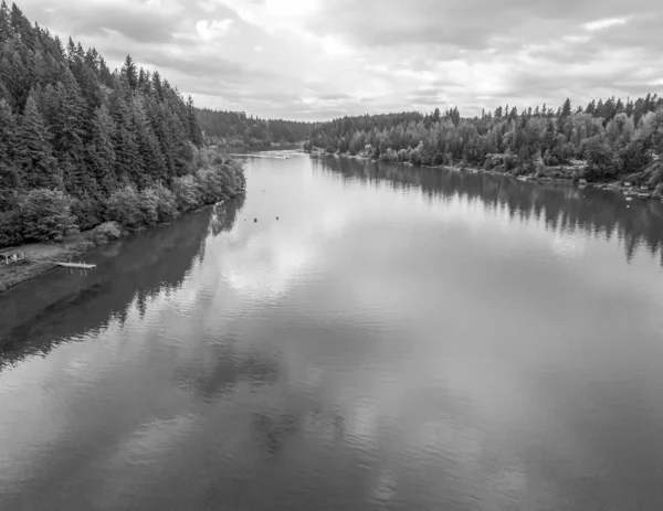 Neuvěřitelné Letecké Záběry Ohromujícího Ohop Lake Eatonville Washingtonu — Stock fotografie