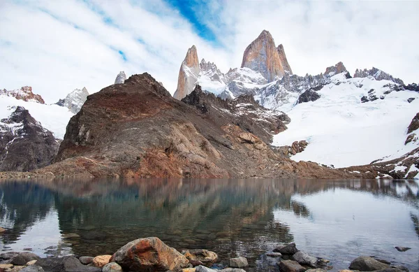 Laguna De Los Tres ile Fitz Roy Dağı, Patagonya, Arjantin