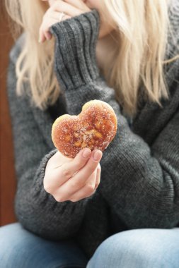 background,bread,care,closeup,day,donut,doughnut,food,fresh,gift,giving,heart,holding,human,ideas,life,lifestyles,love,nutrition,pancakes,people,romance,romantic,shape,snack,symbol,valentine,white,women