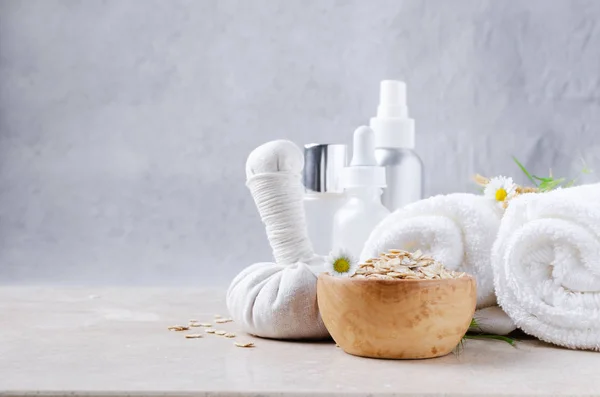 Kozmetikai Termékek Érzékeny Bőrápolás Zabpehely Spa Beauty Koncepció — Stock Fotó