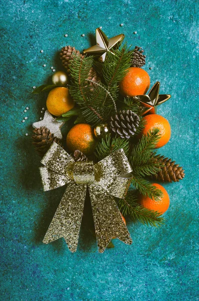 Christmas Composition Tangerines Branches Spruce Pinecone Green Blue Background — Stock Photo, Image