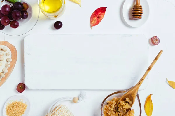Ingrediënten Voor Lichaamsscrub Van Bruine Suiker Met Druiven Olie Eco — Stockfoto