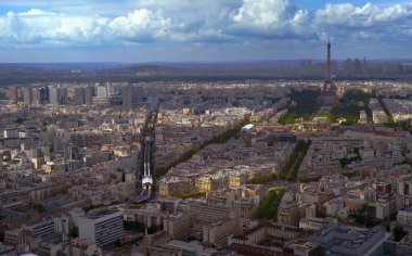 Avrupa 'da seyahat. Paris 'in havadan görünüşü.