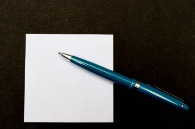 beyaz sayfa ve kalem