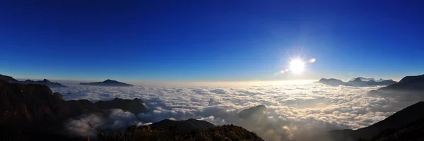 Das Wolkenparadies Bach Moc Luong Das Den Höchsten Bergen Vietnams — Stockfoto
