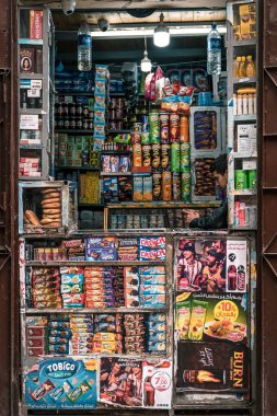 Marakeş pazarı, renkli.