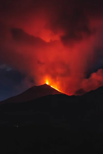 Vulcão Etna Durante Uma Erupção Incrível — Fotografia de Stock