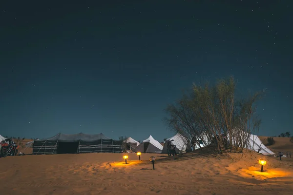 Una Noche Desierto Del Sahara Campamento Bajo Cielo Las Dunas —  Fotos de Stock