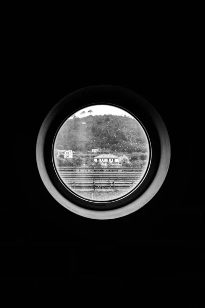 Little Circle Windows View Highway — Stock Photo, Image