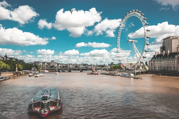 Колесо Обозрения Лондоне Лондонский Глаз Облачное Лимпийское Небо — стоковое фото