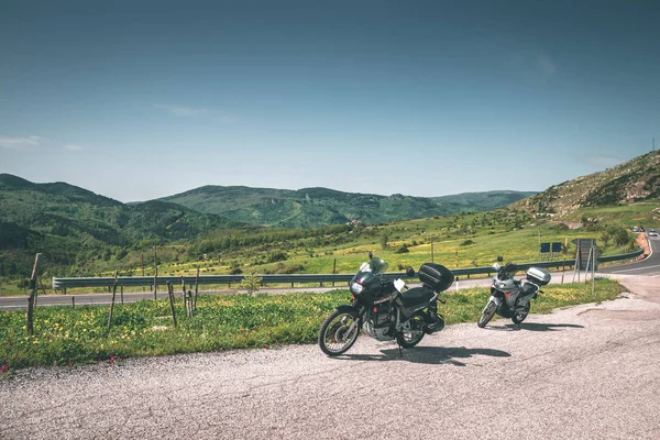 Motociclistas Carretera Las Montañas — Foto de Stock