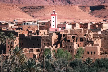 Tinghir vilayeti, Fas. Ouarzazate yakınlarında küçük güzel bir kasaba.