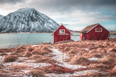 Norveç 'te eski ahşap evler. Rorbuer - Lofoten Adaları
