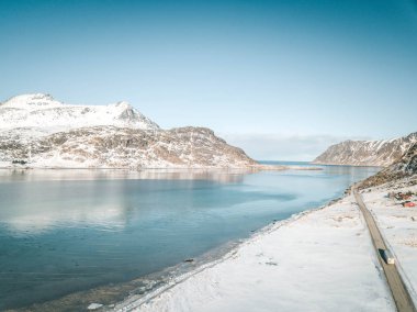Sahilin kıyısında..