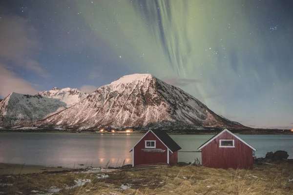 北极光迷人的自然景观 — 图库照片