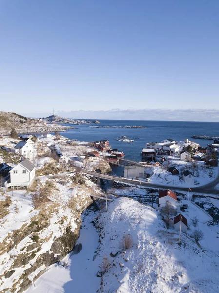 Atlantik Okyanusu Kıyısı Lofoten Adaları Ndaki Köy — Stok fotoğraf