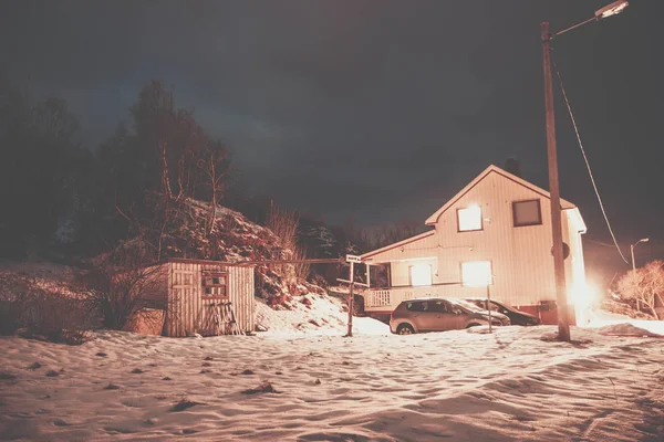 Kersthuis Het Winterbos Lofoten Eilanden — Stockfoto