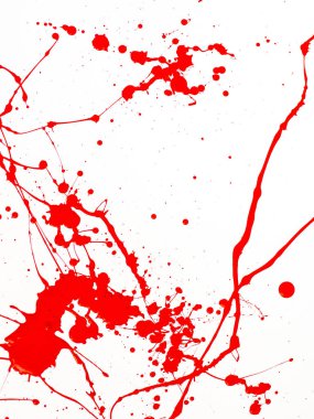 Kırmızı Boya Damlaları ve Beyaz arka plan üzerinde sıçrama