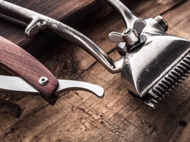 berber aletleri. Vintage Clipper düz jilet. Saç fırçası.