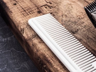 berber aletleri. Vintage Clipper düz jilet. Saç fırçası.