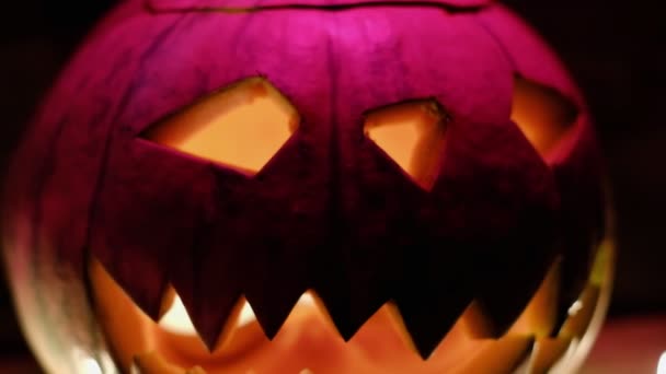 Jack Lantern Glødende Fantasiaften Halloween Gammel Træbaggrund Dramatisk Ramme Brænde – Stock-video