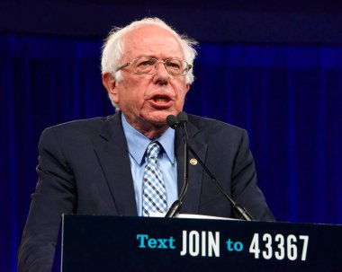 San Francisco, Ca - 23 Ağustos 2019: Başkan adayı Bernie Sanders San Francisco, Kaliforniya'daki Demokratik Ulusal Kongre yaz oturumunda konuştu.