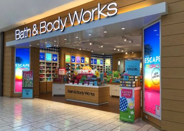 Pleasanton, Ca - 1 Nisan 2019: Bath and Body Works mağazasının girişi. Bath & Body Works, L Brands şemsiyesi altında bir Amerikan perakende mağazasıdır. 1990 'da New Albany, Ohio' da kuruldu.