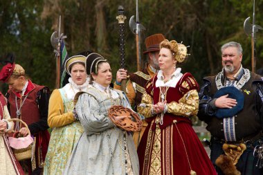 Fairfield, Ca - 6 Nisan 2019: Tartan Festivali 'nin tanımlanamayan katılımcıları, Ardenwood Farms' taki East Bay İskoç yaşam tarihi festivaline ev sahipliği yaptı. Mary, İskoçların ve bayanların kraliçesi