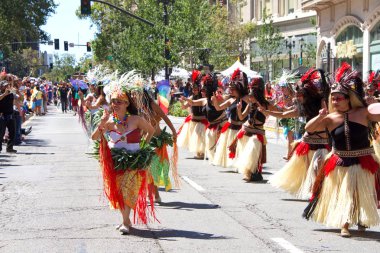 Oakland, Ca - 08 Eylül 2019: Oakland Gay Onur Festivali 'nin 10. Geleneksel Oakland Gey Onur Yürüyüşü Oakland şehir merkezindeki.