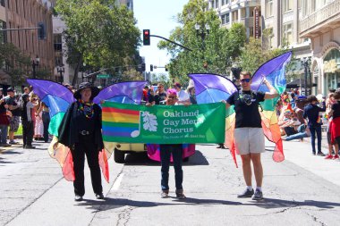 Oakland, Ca - 08 Eylül 2019: Oakland Gay Onur Festivali 'nin 10. Geleneksel Oakland Gey Onur Yürüyüşü Oakland şehir merkezindeki.