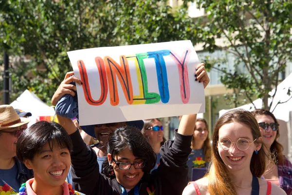 Oakland Września 2019 Niezidentyfikowani Uczestnicy Obchodzą Doroczny Oakland Gay Pride — Zdjęcie stockowe