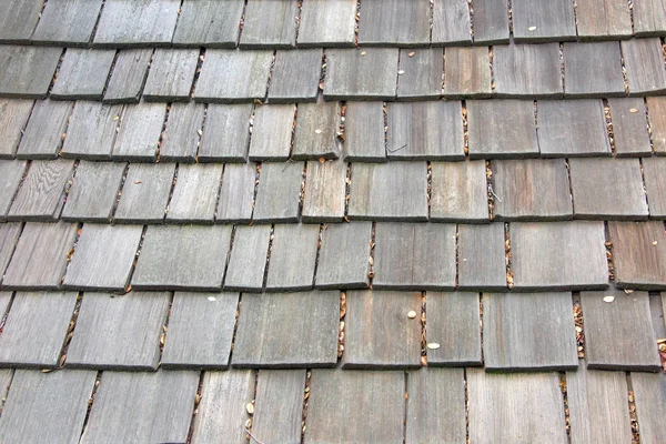Wood Shingle Roof House Increased Potential Fire Hazard — Stock Photo, Image