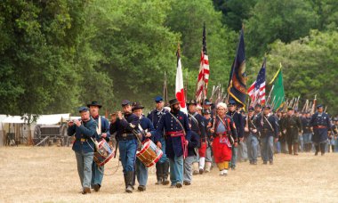 Duncan Mills, Ca - 14 Temmuz 2018: Kuzey Kaliforniya 'nın en büyük İç Savaş canlandırmalarının tanımlanamayan katılımcıları ve Mississippi' nin en büyük batısından biri. İki günlük bir tarih deneyimi..