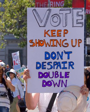 San Francisco, Ca - 30 Haziran 2018: Binlerce protestocu, Trump 'ın 