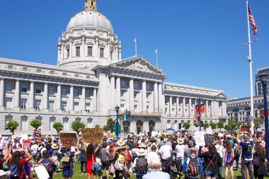 San Francisco, Ca - 30 Haziran 2018: Binlerce protestocu, Trump 'ın 