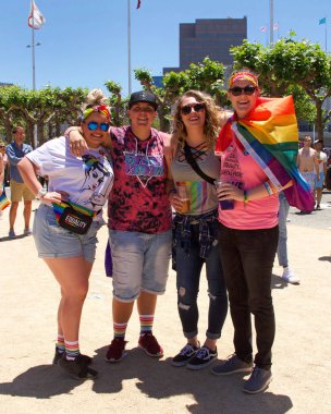 San Francisco, Ca - 23 Haziran 2018: Lgbtq Topluluğunun en büyük toplantılarından biri olan San Francisco Pride 'ın müttefikleri. Bu yılın teması 