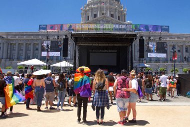 San Francisco, Ca - 23 Haziran 2018: Lgbtq Topluluğunun en büyük toplantılarından biri olan San Francisco Pride 'ın müttefikleri. Bu yılın teması 