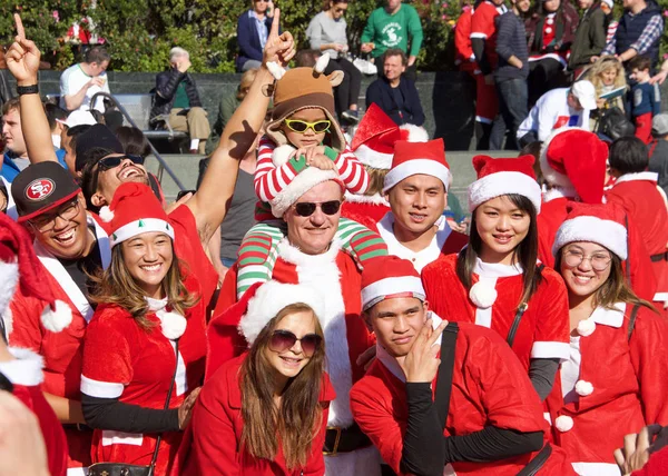 San Francisco Aralık 2018 Geleneksel Santa Con Union Meydanı Nda — Stok fotoğraf