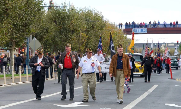 San Francisco Novembre 2017 Des Participants Non Identifiés Honorent Service — Photo