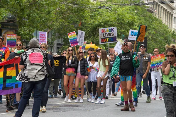 San Francisco Června 2017 Neidentifikovaní Účastníci Slaví San Francisco Gay — Stock fotografie