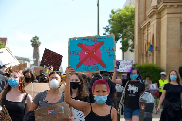 Alameda Junho 2020 Protestantes Participando Protesto George Floyd Black Lives — Fotografia de Stock