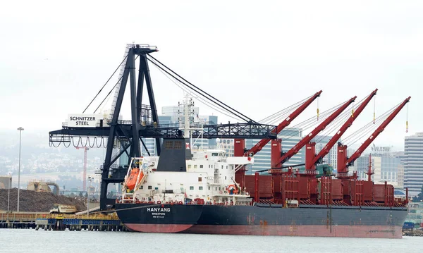 Oakland July 2020 Bulk Carrier Hanyang Loading Port Oakland Schnitzer — Stock Photo, Image